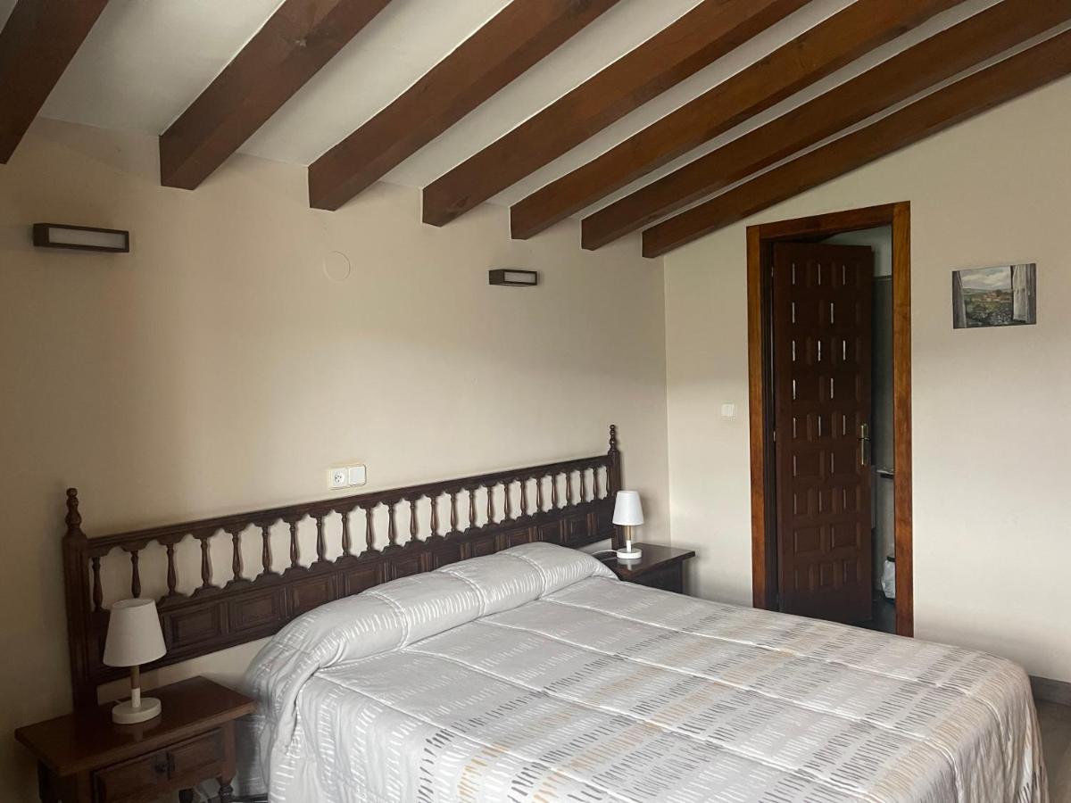 Posada La Solana - Adults Only ซันติยานาเดลมาร์ ภายนอก รูปภาพ