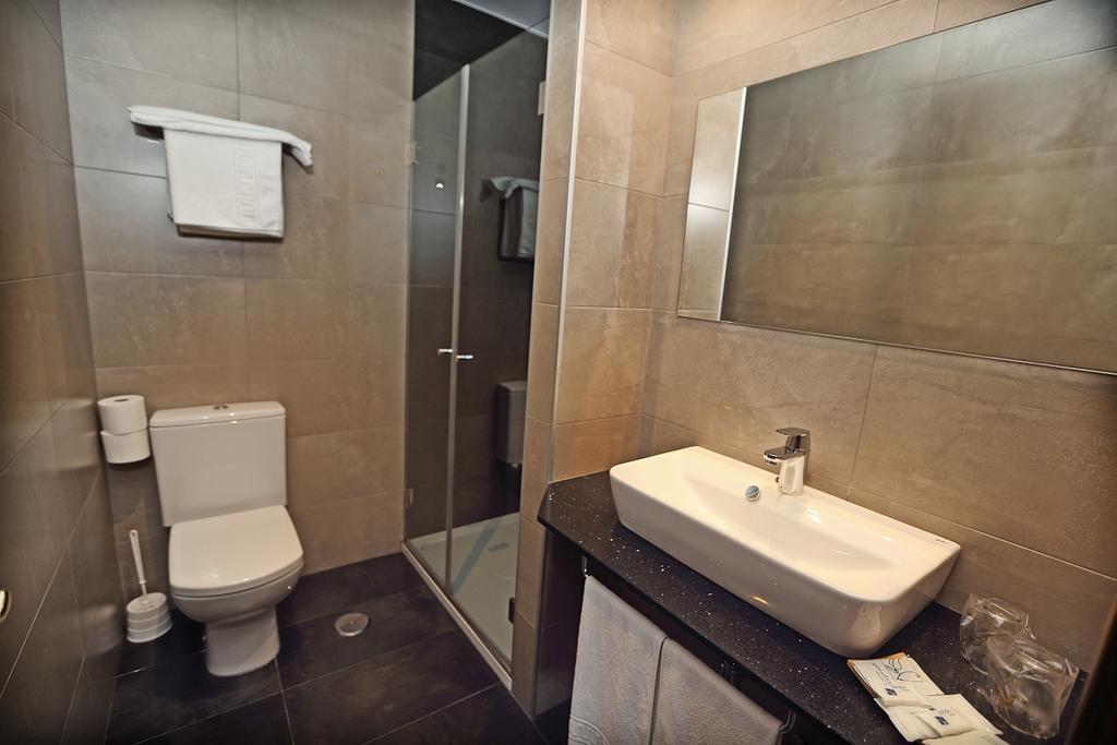 Posada La Solana - Adults Only ซันติยานาเดลมาร์ ภายนอก รูปภาพ